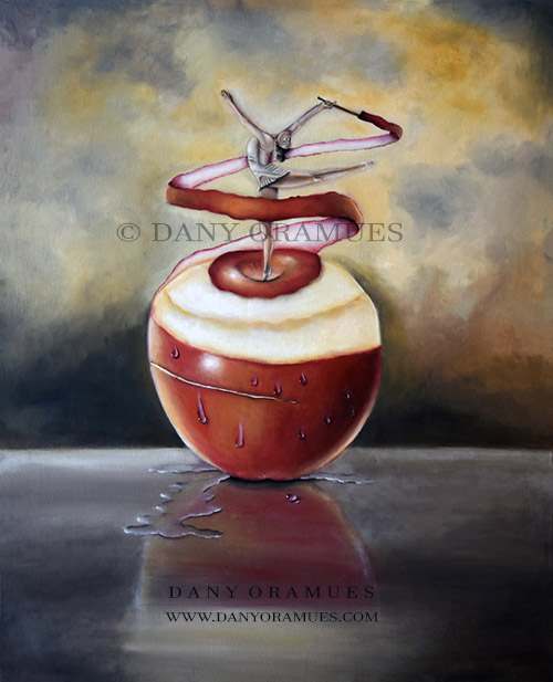 Bailarina emergiendo de una manzana