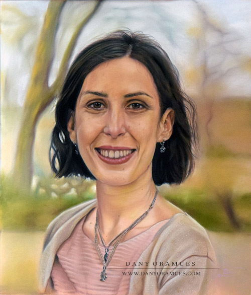 Retrato busto y hombros de una mujer joven